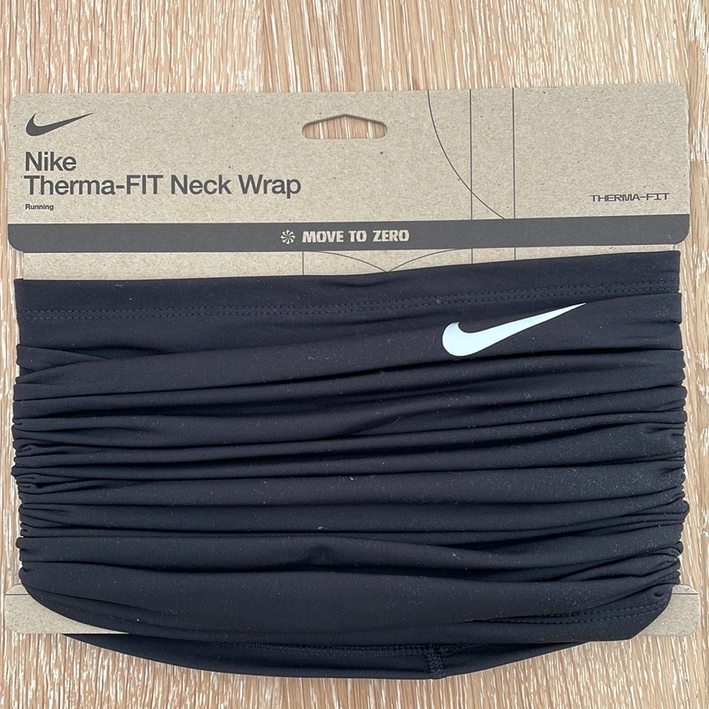 New Nike Unisex Therma-Fit Neck Wrap